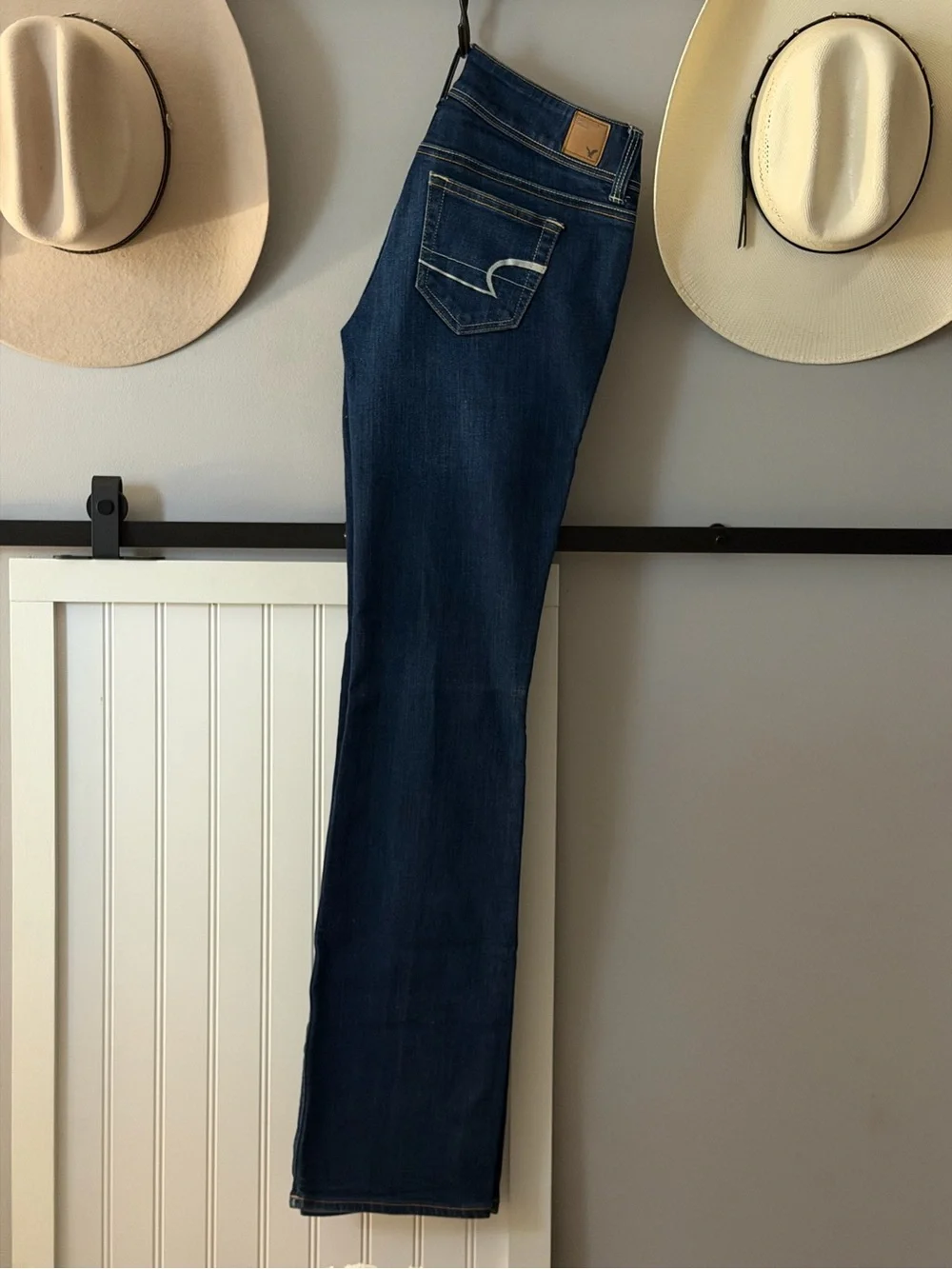 American Eagle Outfitters low rise dark wash Slim boot leg Jeans